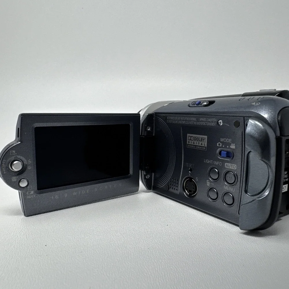 JVC Everio GZ-MG37U 30GB HDD Digital Camcorder - UNTESTED, No Battery No Charger